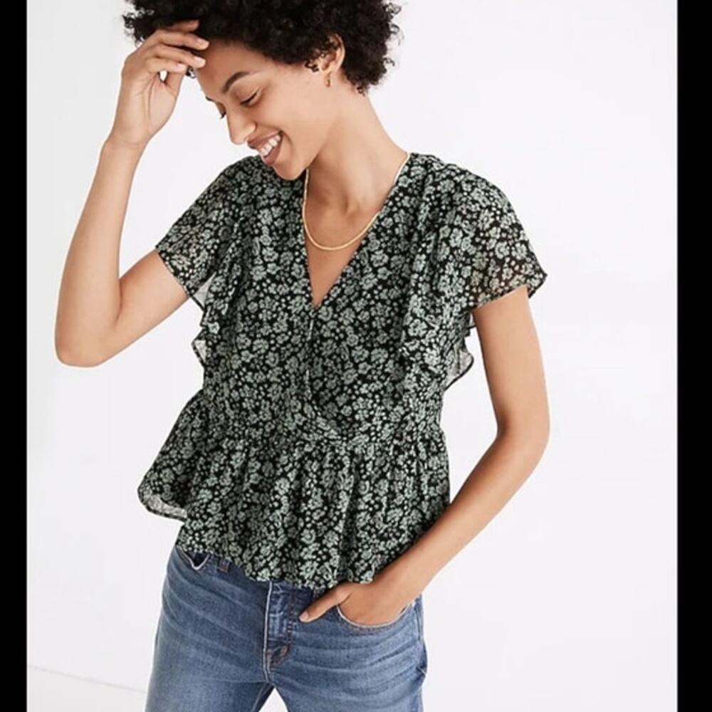 Madewell Georgette ruffle sleeve peplum top in fluer field